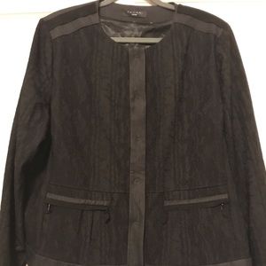 Tahari mixed material black blazer!